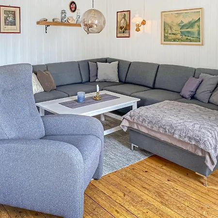 Gorgeous In Oydegard With Harbor View Holiday home *