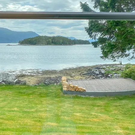 Holiday home Gorgeous In Oydegard With Harbor View