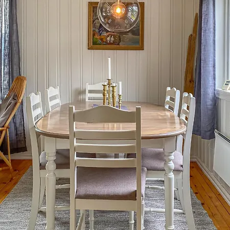Gorgeous In Oydegard With Harbor View Holiday home